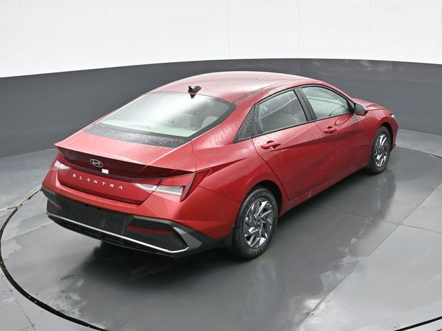 2024 Hyundai Elantra SEL 26