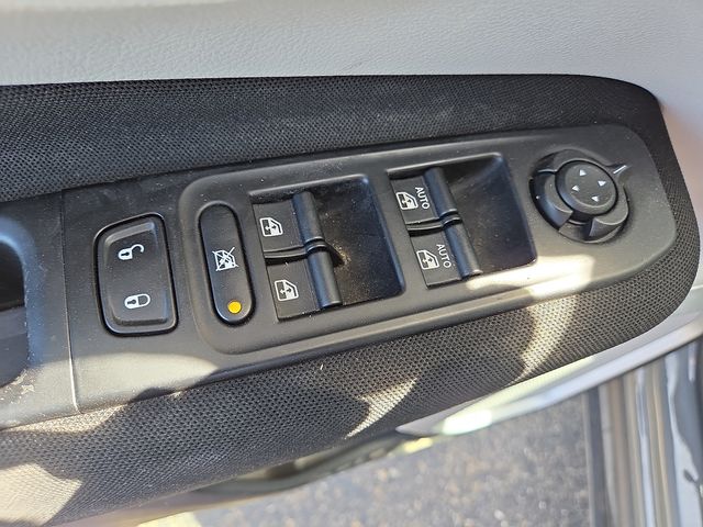 Used Car 2020 Jeep Renegade  Latitude For Sale Under $15,000 In Plainview, Texas