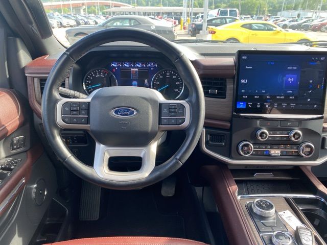 2023 Ford Expedition Max Limited photo