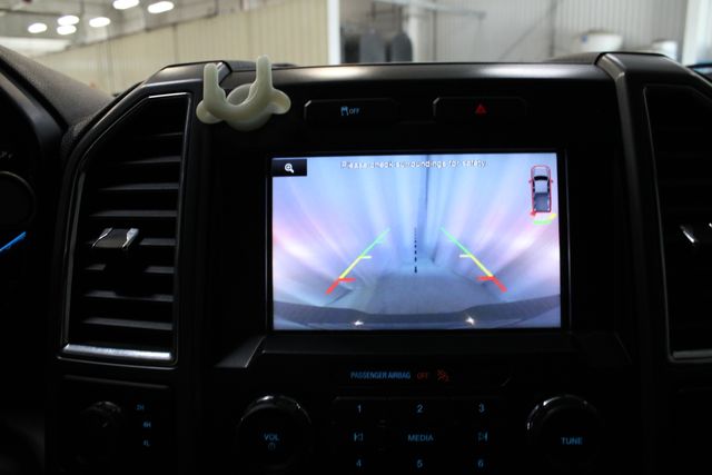 Used 2015 Blue Ford XLT image 29