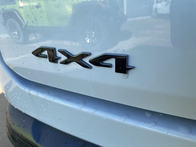 2026 Jeep Grand Wagoneer Limited - Pw7 exterior view 10