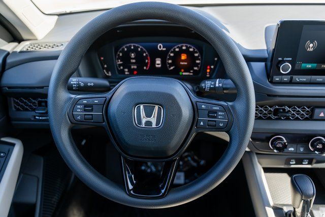 2023 Honda Accord LX 13