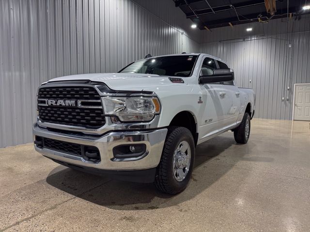 Bright White Clearcoat 2022 RAM 2500 Pickup Truck Four-Wheel Drive 6-Speed Automatic