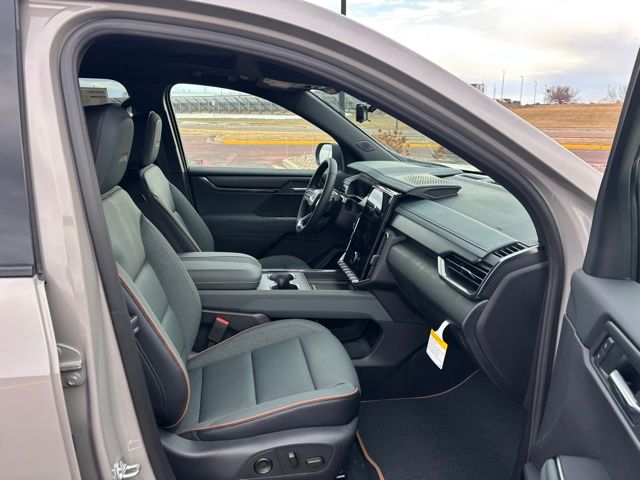 2026 GMC Acadia AT4 AWD