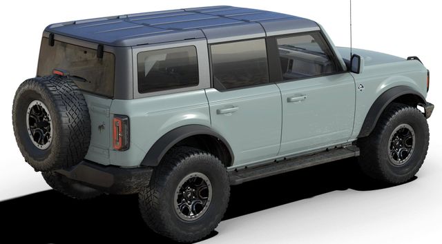 2024 Ford Bronco Outer Banks 3