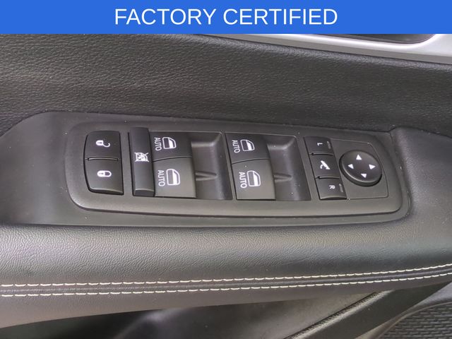 Used 2025 Black Chrysler Limited image 14