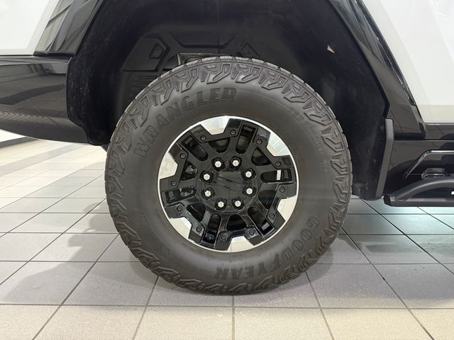 2023 GMC Hummer EV Pickup 3X - 10