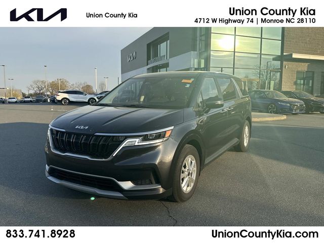 2024 Kia Carnival LX FWD