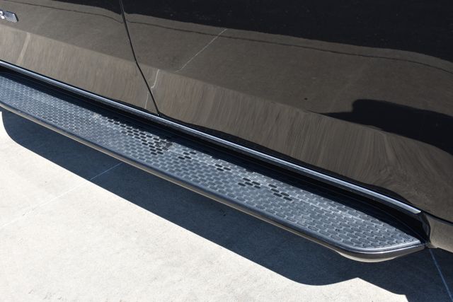 2024 Jeep Wagoneer Series II - Photo 9