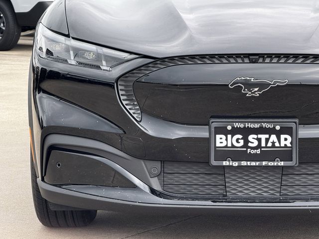 New 2026 Black Ford Select image 5