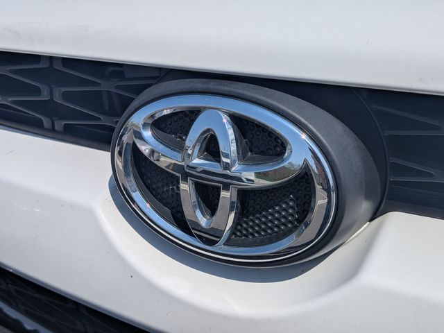 2019 Toyota 4Runner - Image 6