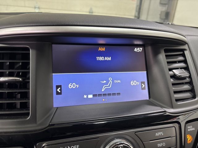 2018 Nissan Pathfinder S photo