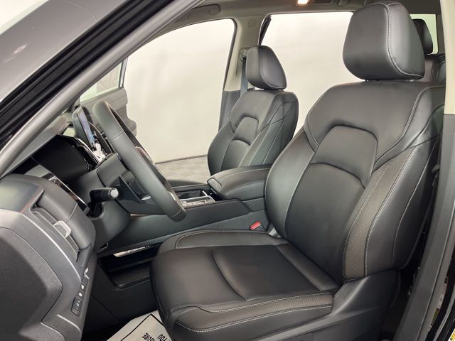 2025 Super Black Nissan Pathfinder SL FWD SUV
