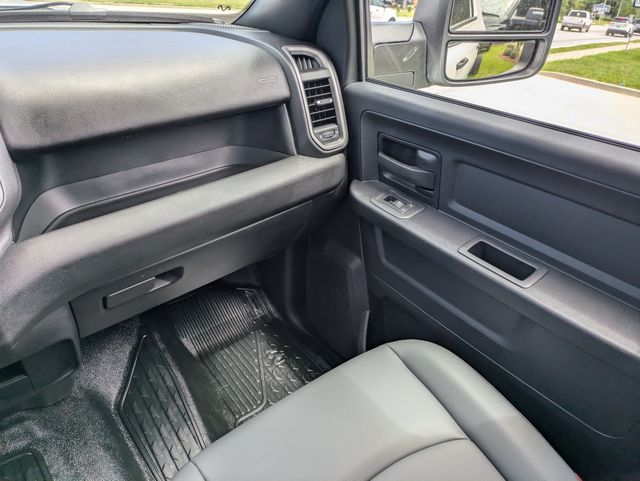 2026 Ram 3500 Chassis Tradesman/Big Horn