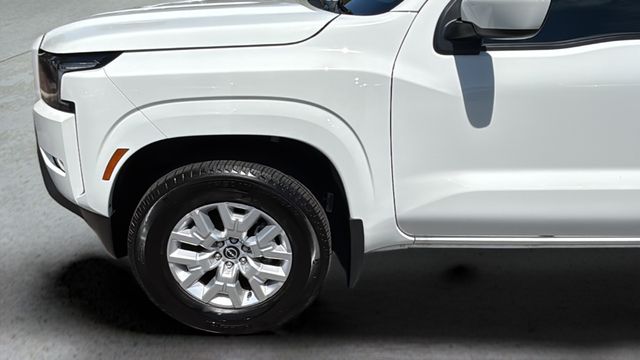 Used 2024 White Nissan SV image 33