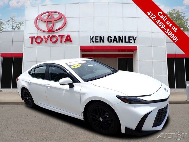 Ice 2025 Toyota Camry SE FWD Sedan Front-Wheel Drive Continuously Variable Transmission