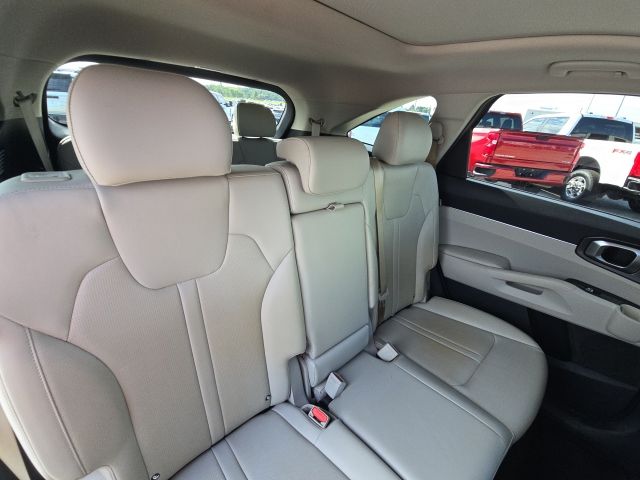 2024 Kia Sorento S:168915A