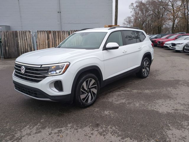 2025 Volkswagen Atlas 2.0T SE w/Technology