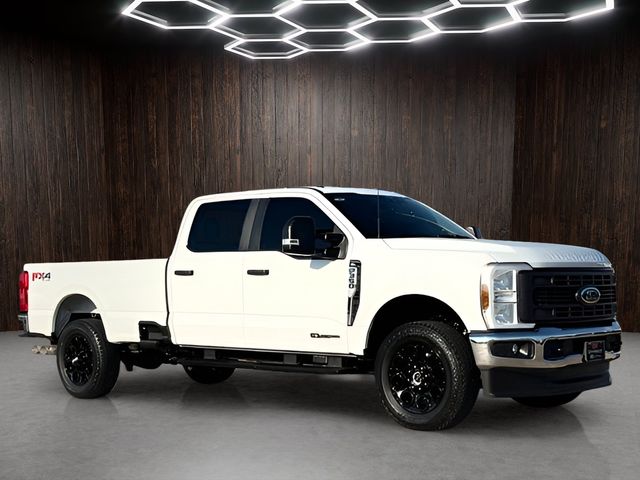 2024 Ford F-350 Super Duty XL Crew Cab 4WD
