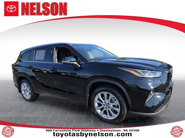 Midnight Black Metallic 2026 Toyota Highlander SUV / Crossover All-Wheel Drive 8-Speed Automatic