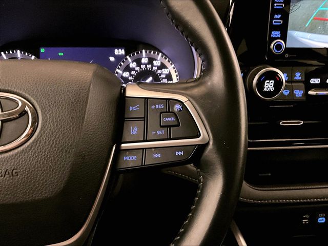 2022 Toyota Highlander XLE Beige at South Hills Kia