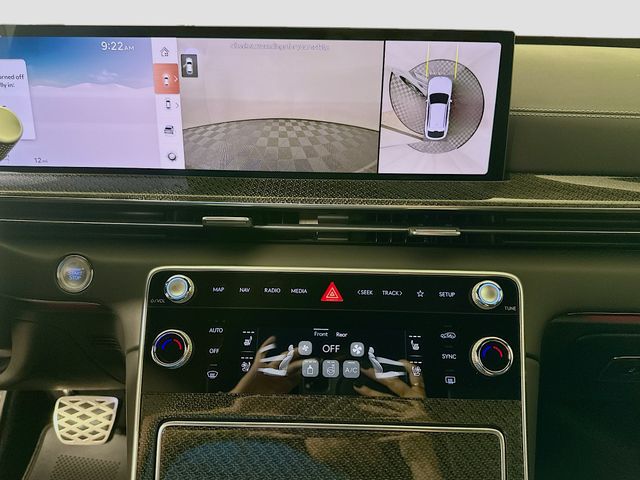 Thumbnail: 2026 Genesis GV80 - 13