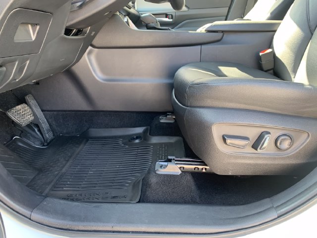 Used 2025 Toyota Grand Highlander Hybrid SUV