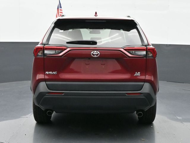 2021 Toyota RAV4 LE 6