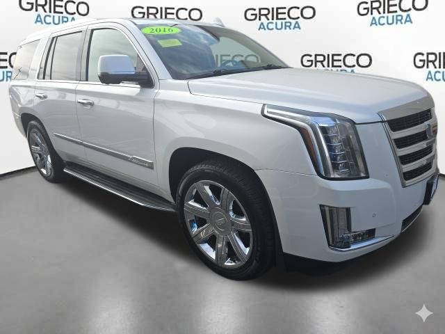 Crystal White Tricoat 2016 Cadillac Escalade Luxury 4WD SUV / Crossover Four-Wheel Drive 8-Speed Automatic