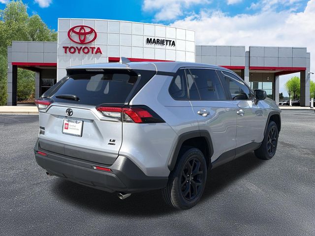 2024 Toyota RAV4 LE - Photo 26