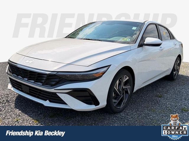 2024 Hyundai Elantra SEL FWD