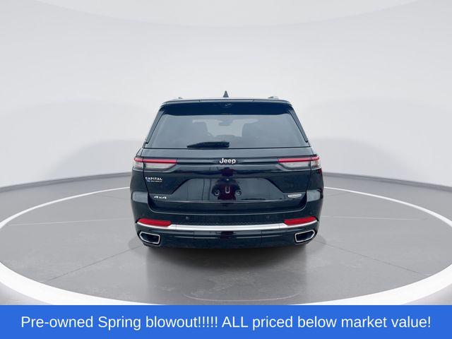 Used 2022 Diamond Black Jeep Summit Reserve image 7