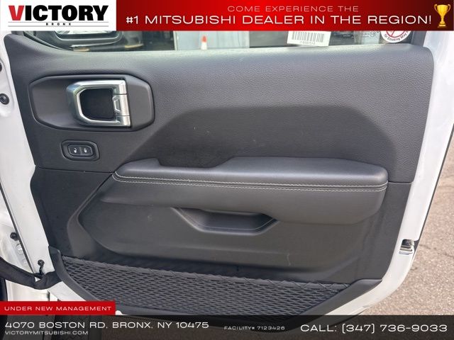 2023 Jeep Wrangler Sahara 4xe photo