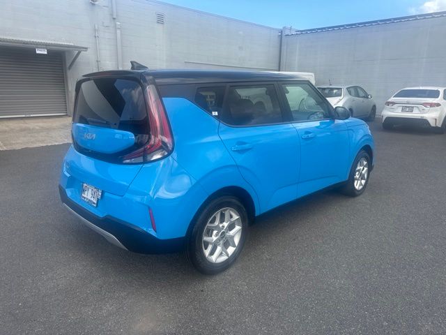 Used 2023 Blue Kia S image 5