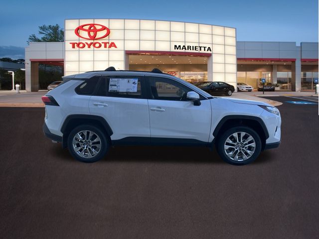 2025 Toyota RAV4 XLE Premium 29