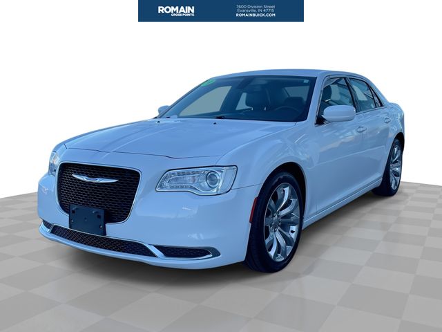 2019 Chrysler 300 Touring RWD
