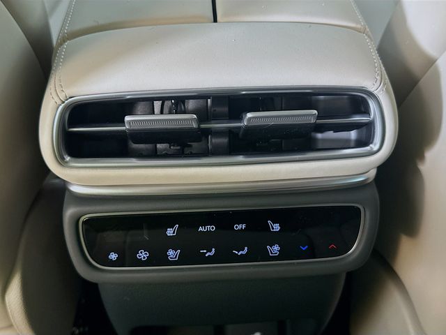 Thumbnail: 2026 Genesis GV80 - 18