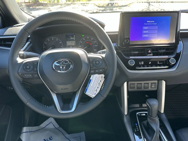 2024 Toyota Corolla Cross Hybrid SE 7