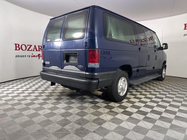 2008 Dark Blue Pearl Ford E-150 XLT RWD