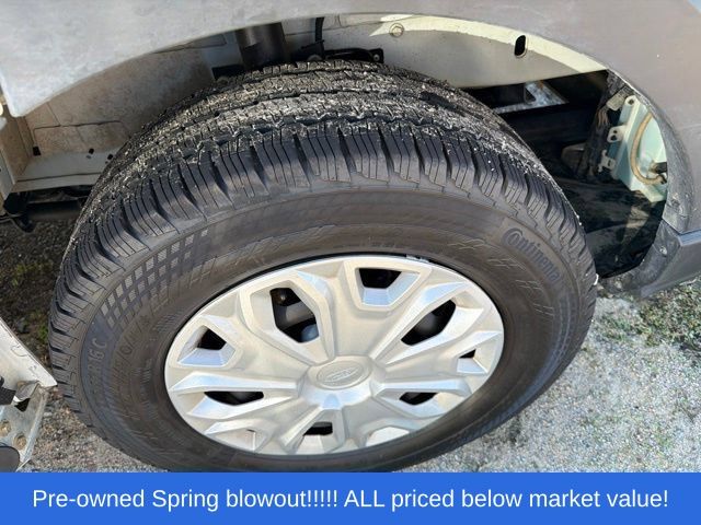 Used 2025 White Ford XL image 11