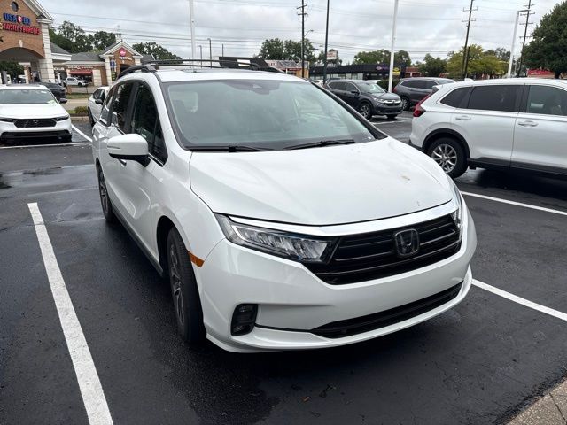 Platinum White Pearl 2024 Honda Odyssey Minivan Front-Wheel Drive Automatic