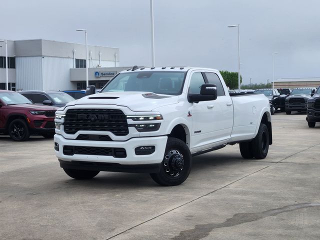 2025 RAM 3500 Limited Crew Cab LB DRW 4WD