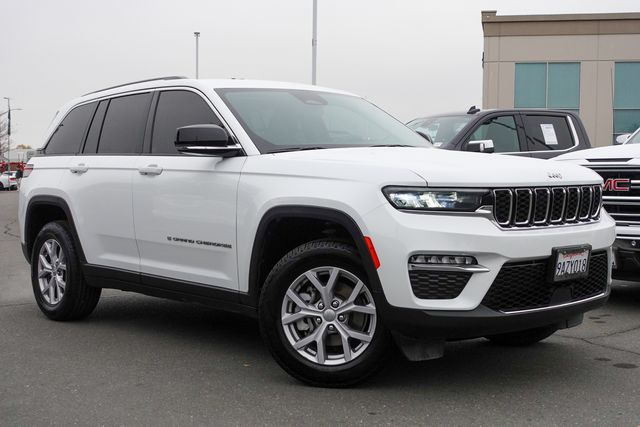used 2022 Jeep Grand Cherokee car, priced at $23,888