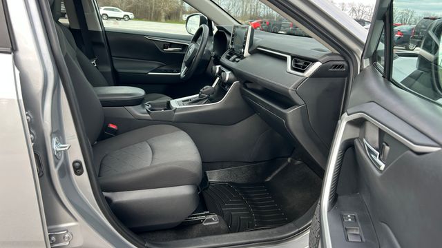Used 2021 Toyota RAV4 SUV