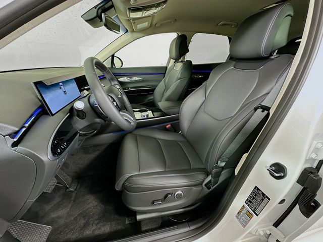 Thumbnail: 2026 Genesis GV70 - 21