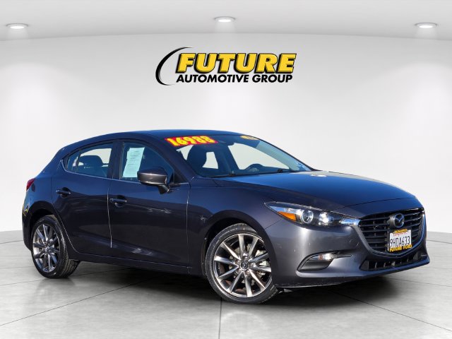 Machine Gray Metallic 2018 Mazda MAZDA3 Hatchback Front-Wheel Drive 6-Speed Automatic