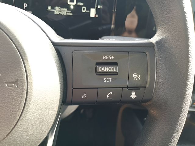 Used 2025 Nissan Kicks SUV