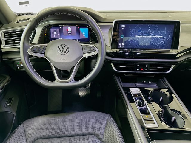 2024 Volkswagen Atlas Cross Sport 2.0T SE w/Technology photo
