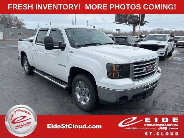Summit White 2011 GMC Sierra 1500 SLT Crew Cab 4WD Pickup Truck Four-Wheel Drive 6-Speed Automatic