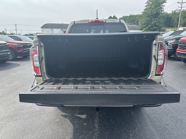 Used 2022 Beige GMC AT4 w/Leather image 22
